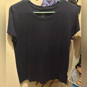 Gap favorite T Navy